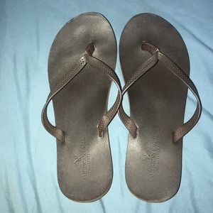 american eagle sandals